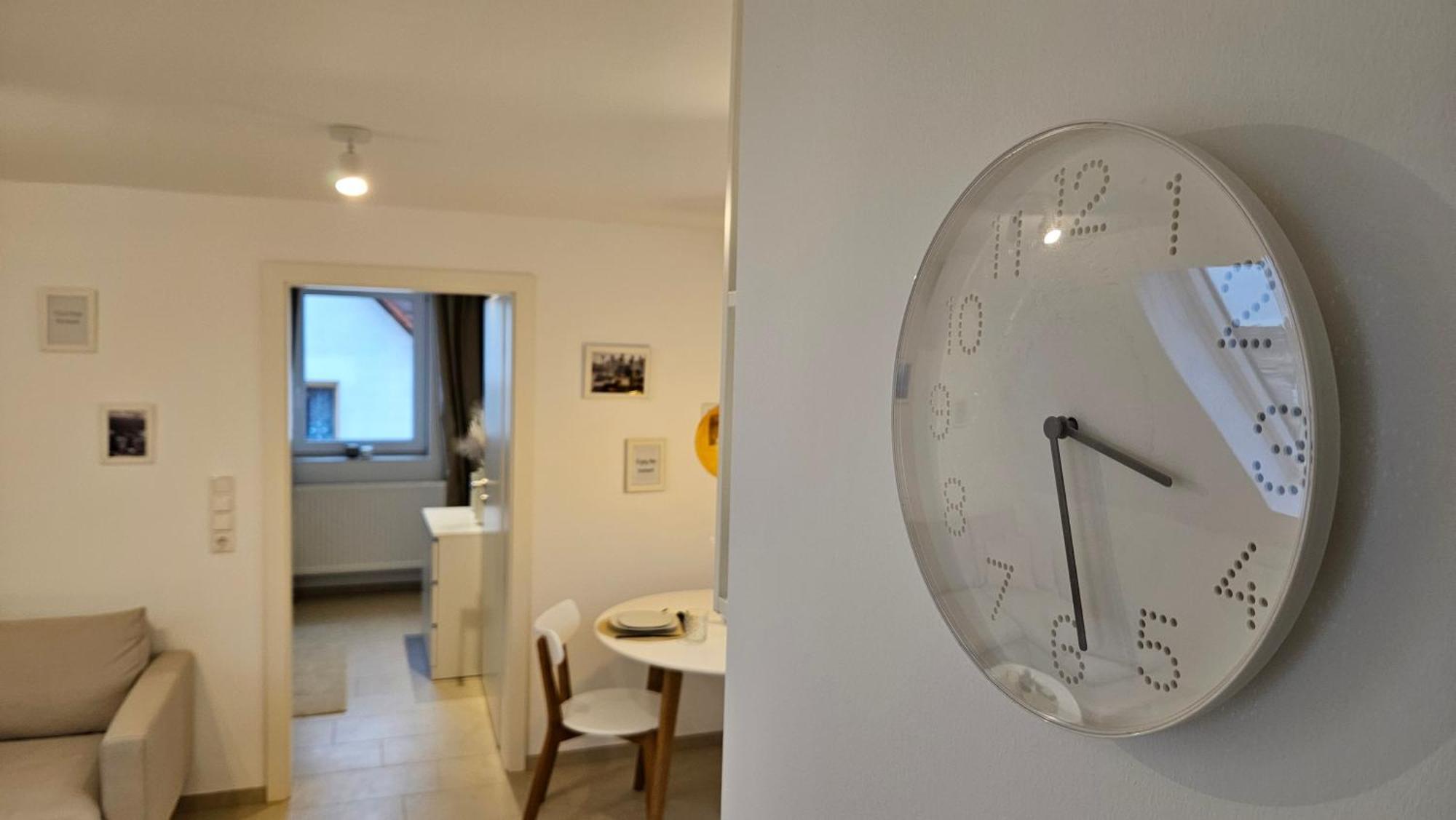 Ferienwohnung As5 Two Bamberg - Zentrale Lage Mit Parkplatz Hallstadt Exteriör bild